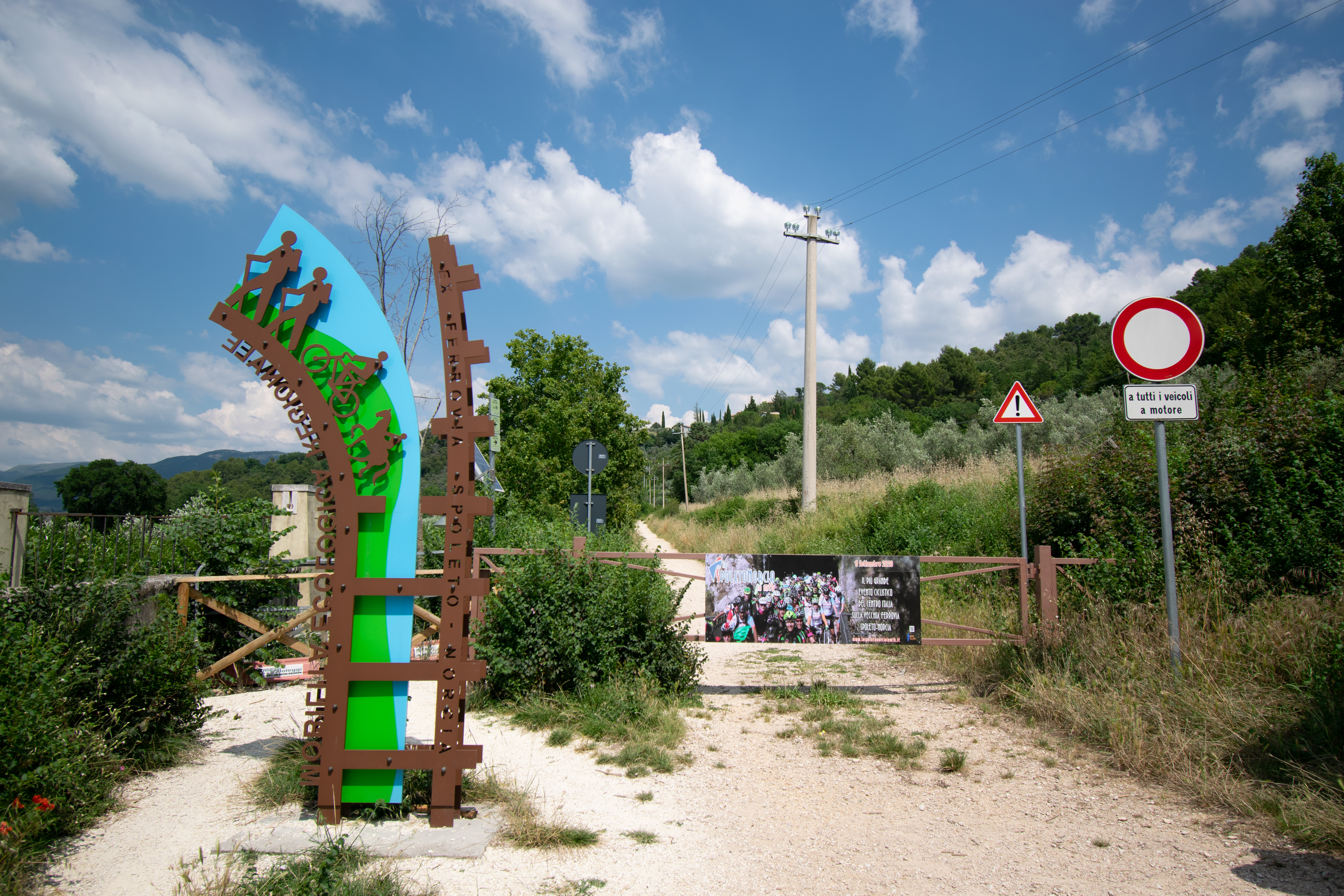 ex ferrovia spoleto norcia umbria